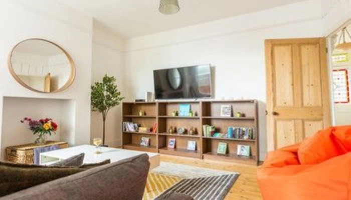 The Magdalene Cottage - Modern & Comfortable 4BDR Family Home