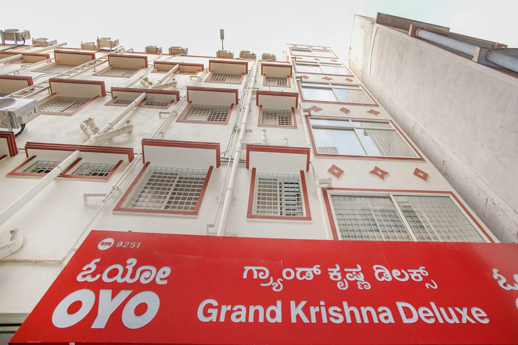 Via NAR Comforts - Gandhi Bazaar