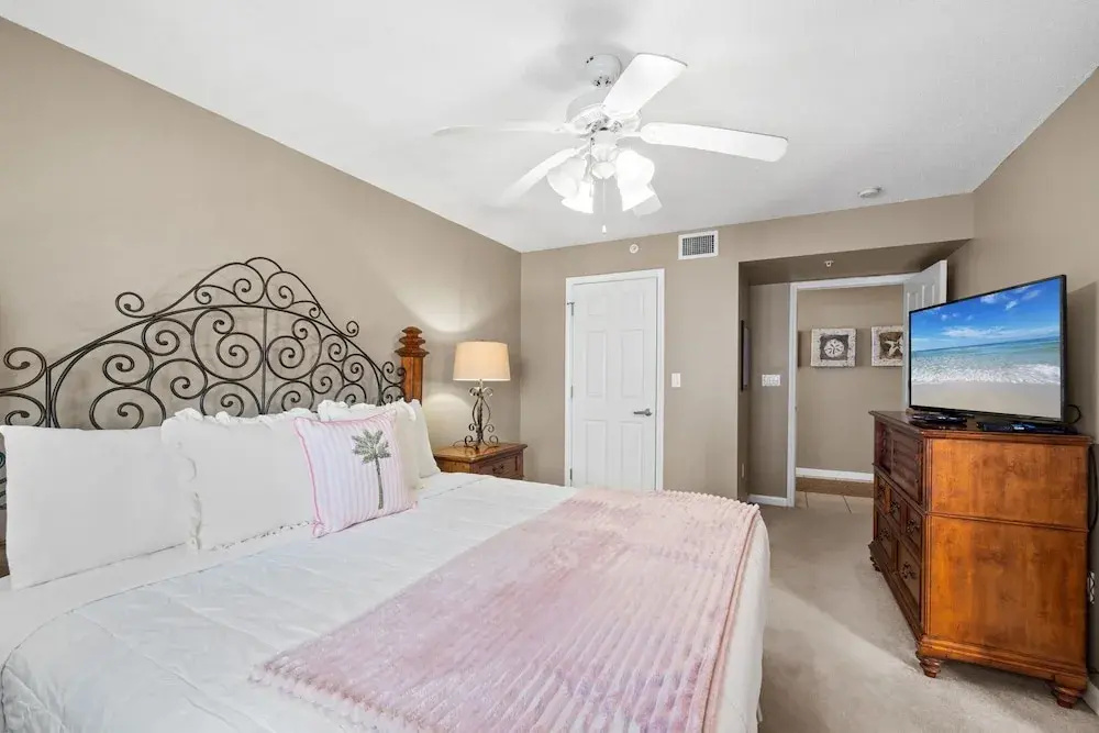 Dune Pointe 402 - Shells, Surf & Sea Turtles