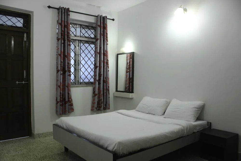 OYO 9379 Home 1 BHK Near Candolim Beach