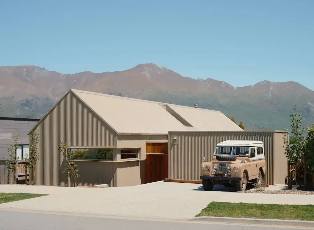 Scout - Architectural Design - Sleeps 6