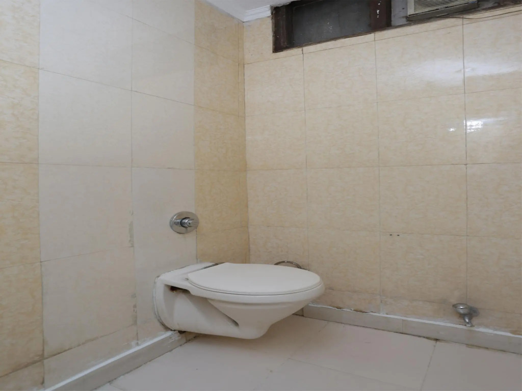 OYO 1660 Hotel Topaz