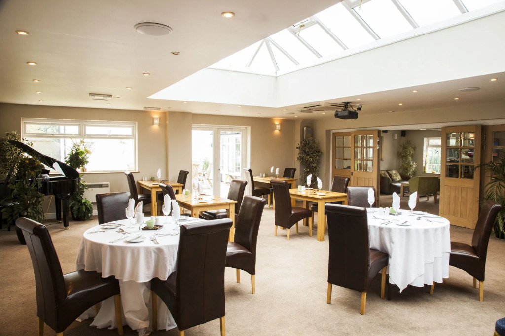 The Limes Country Lodge Hotel & Admiral Restaurant