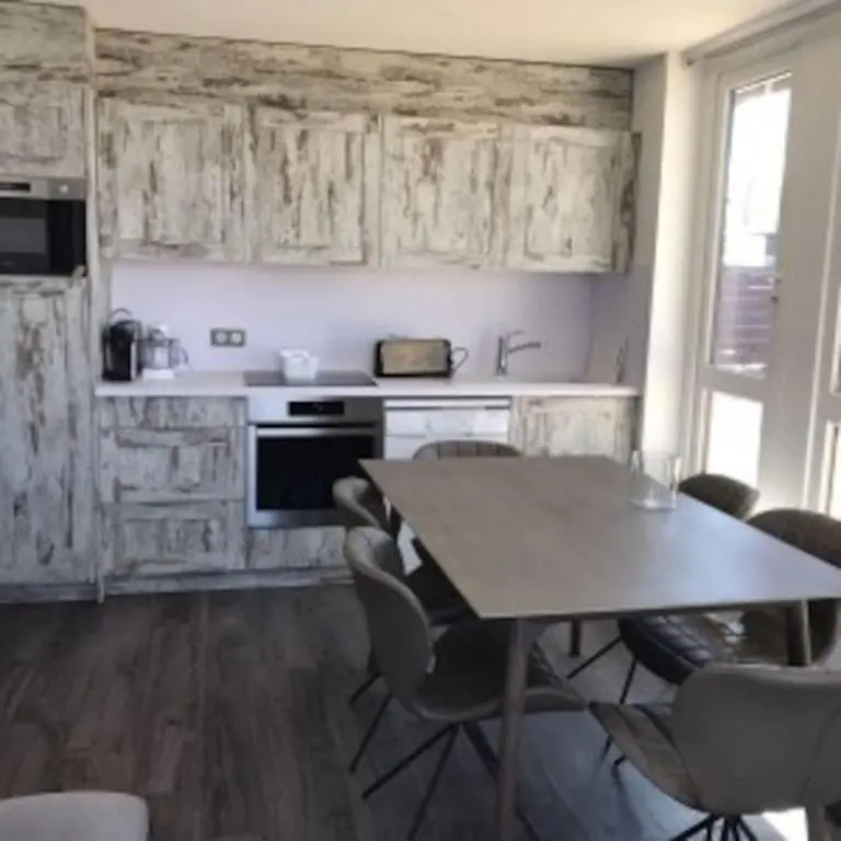 Luxury Apt For 6 In La Plagne Ski In Ski Out