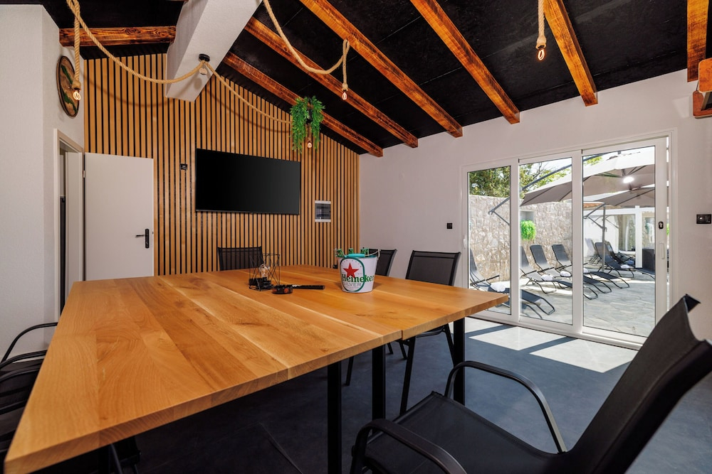 House Scaena