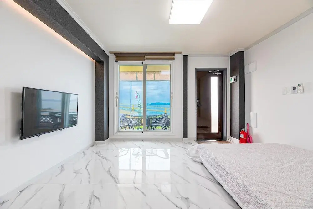 Namhae Modern Spa Pension