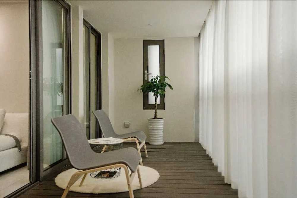 Cozyhouse Service Apartment