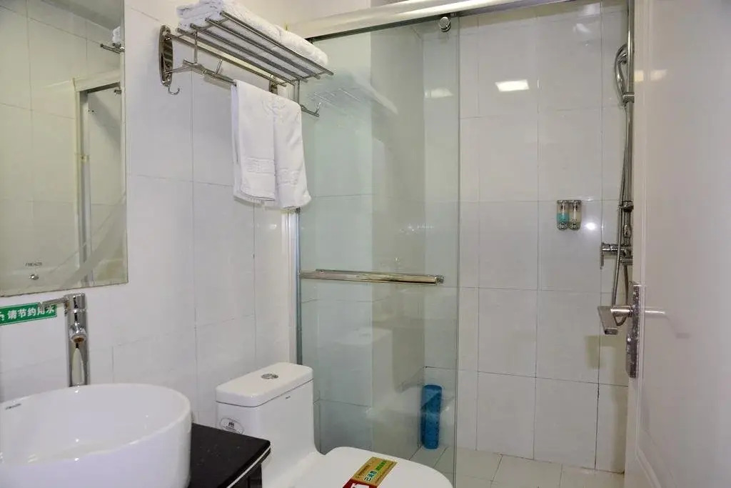 Crown International Business Hotel
