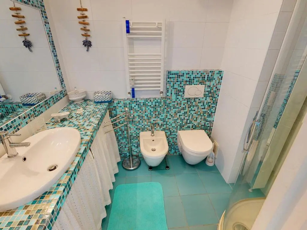 Appartement Menton, 2 pièces, 4 personnes - FR-1-196-302