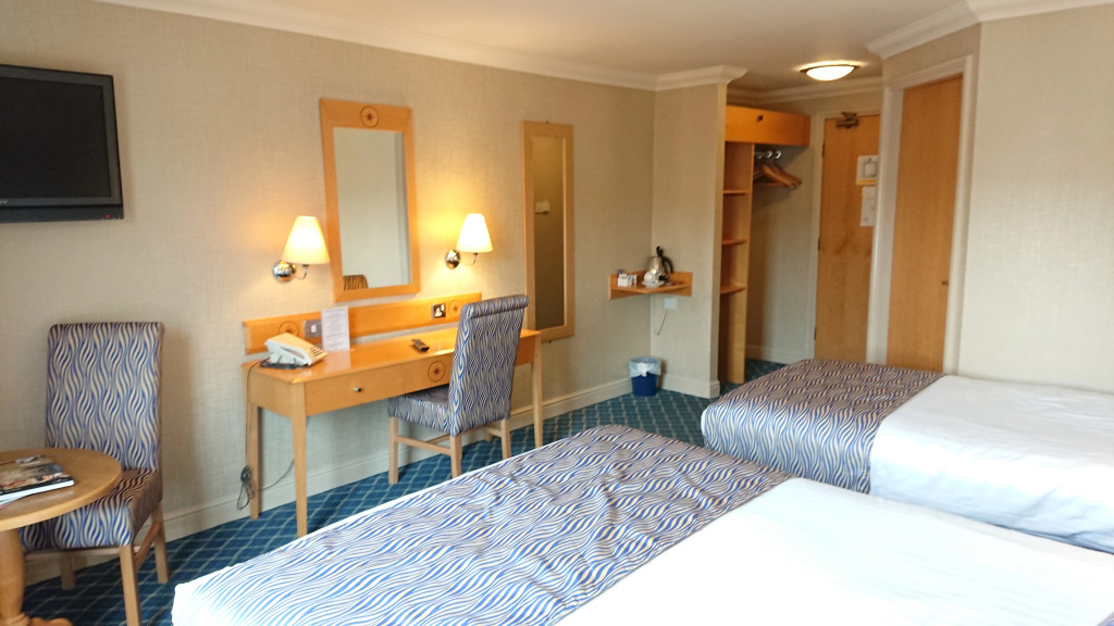 The Queens Hotel & Victoria Cloisters Apartments