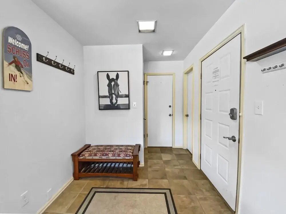 Ski Hill 40 2 Bedroom Condo by RedAwning