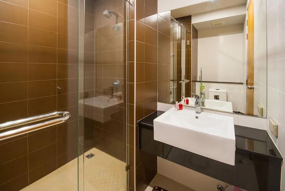 Peaceful 1-Bedroom Apartment at Saiyuan Buri Condominium