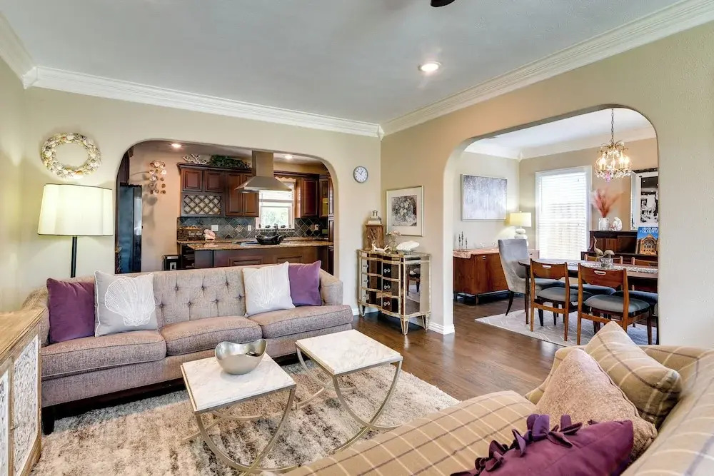 Galveston Getaway w/ Hot Tub & Fenced-in Yard!