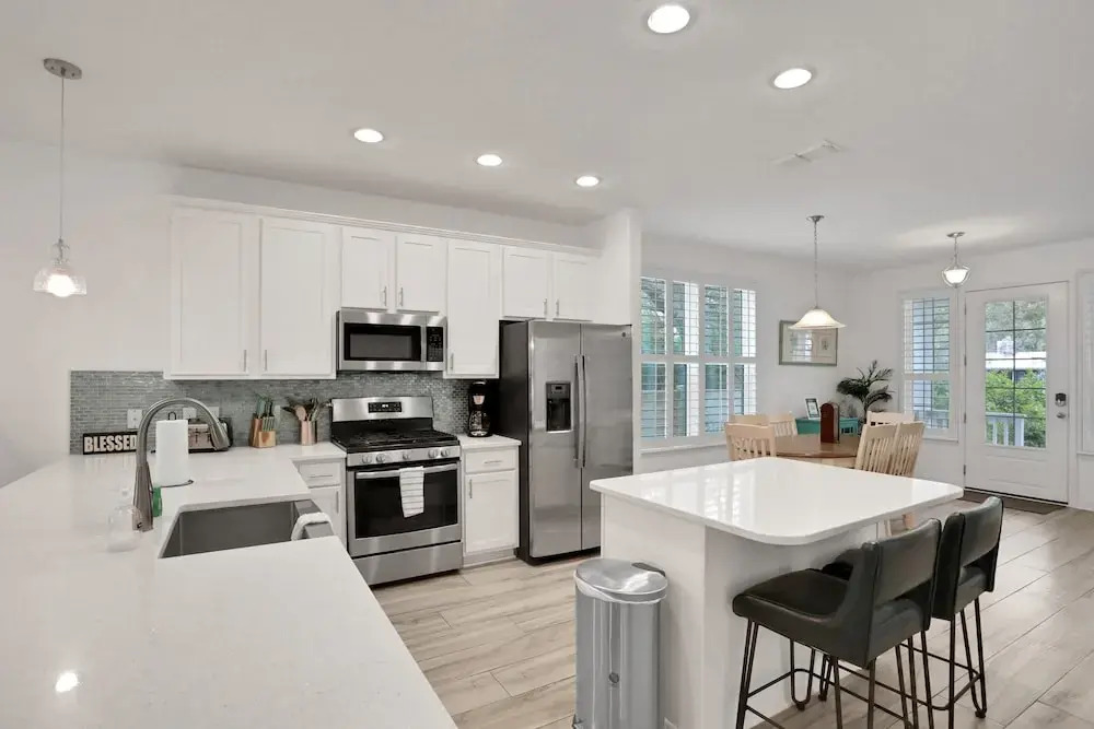 New Dog-friendly Home Near Vilano Beach With Private hot Tub, Grill, W/d, & AC
