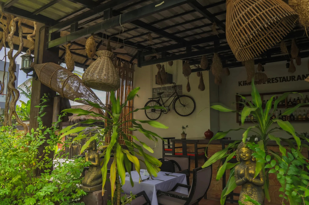 Samnak Lounge