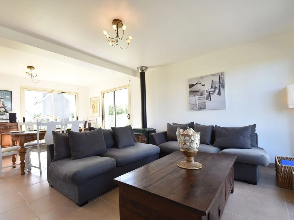 Luxurious Holiday Home in Plouhinec Near Sea