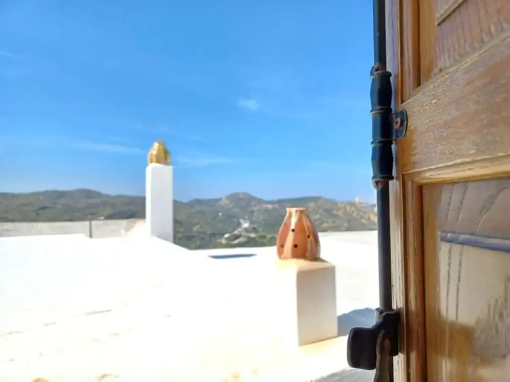 Skyros BnB Little Horse in Skyros Town