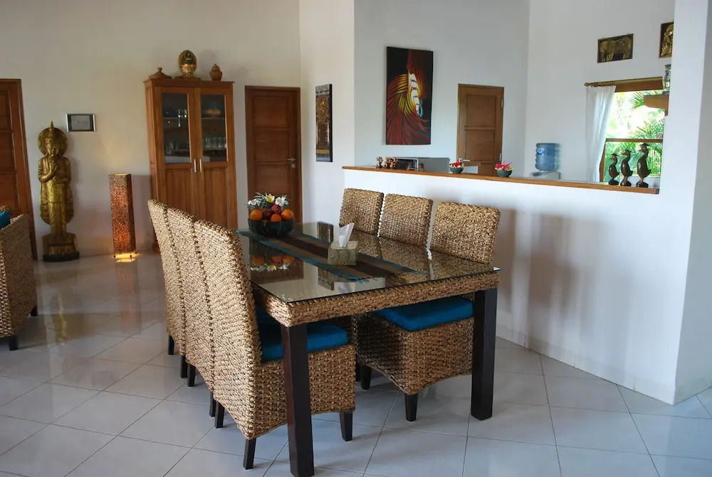 Villa Cerah
