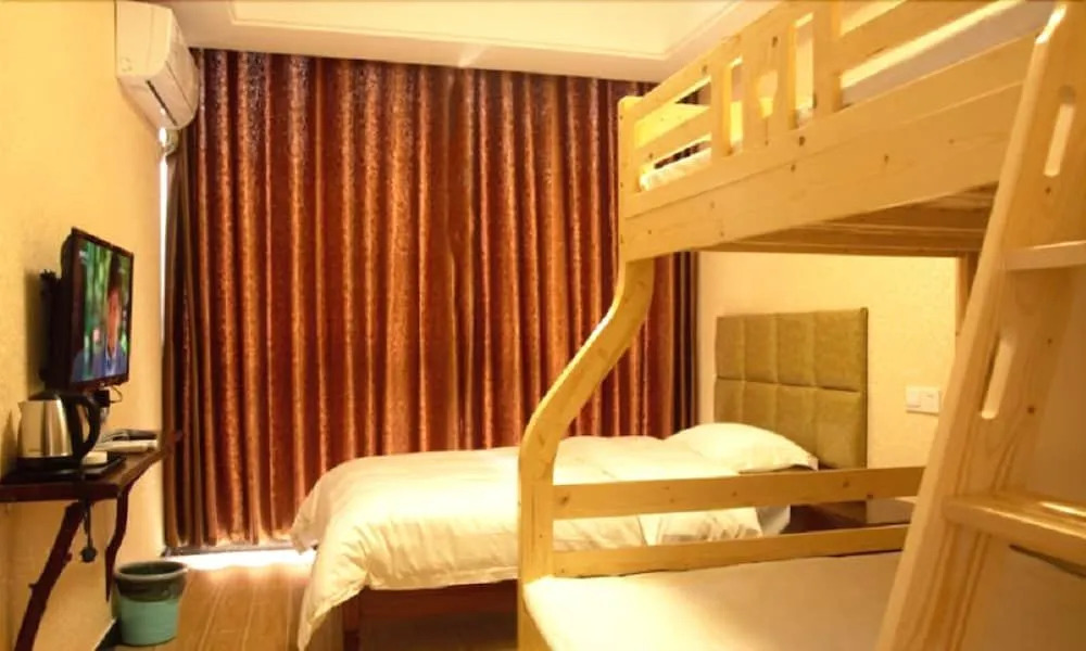 Zhangjiajie Zaihuilou Inn