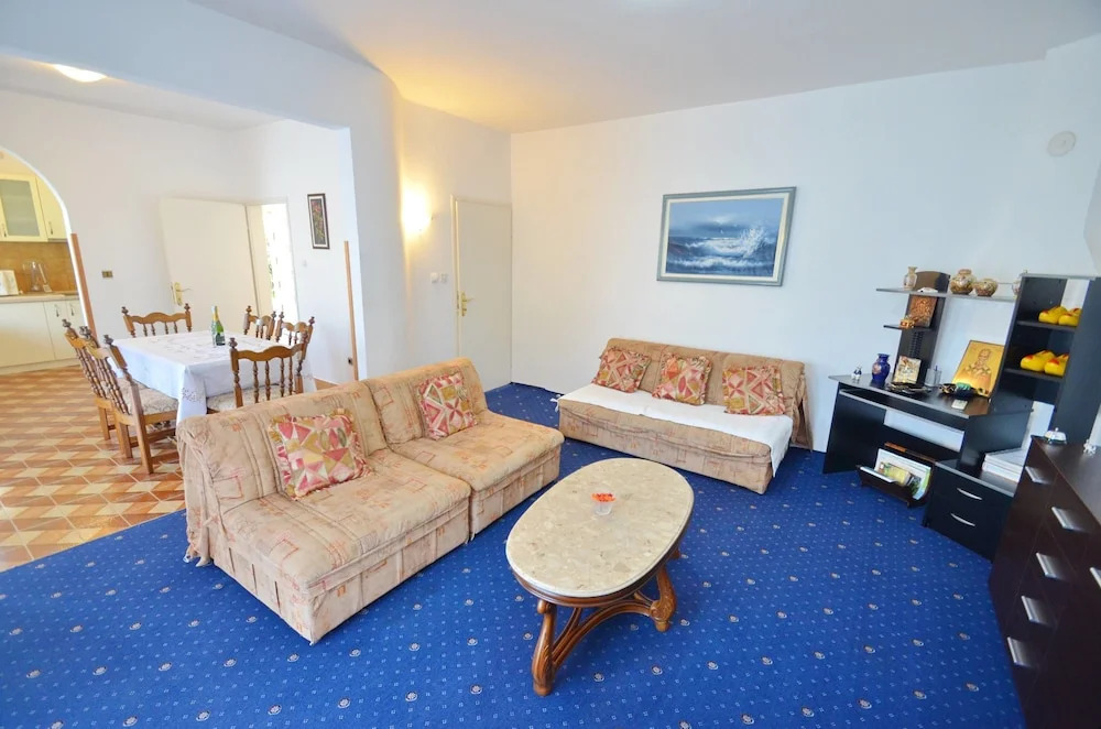 Apartments Corovic
