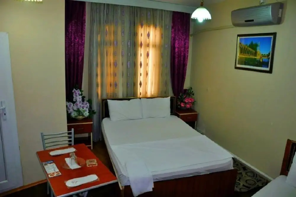 Edessa Hotel