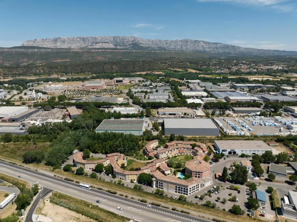Appart'Hotel Garden & City Rousset