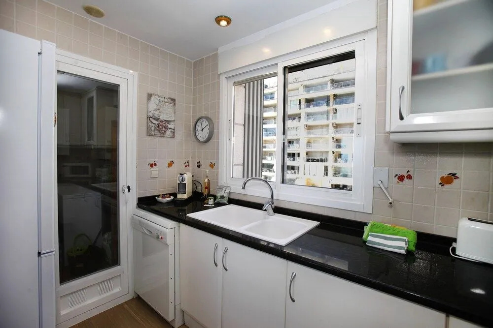 Exclusive Frontline Apt. in Luxury Residence