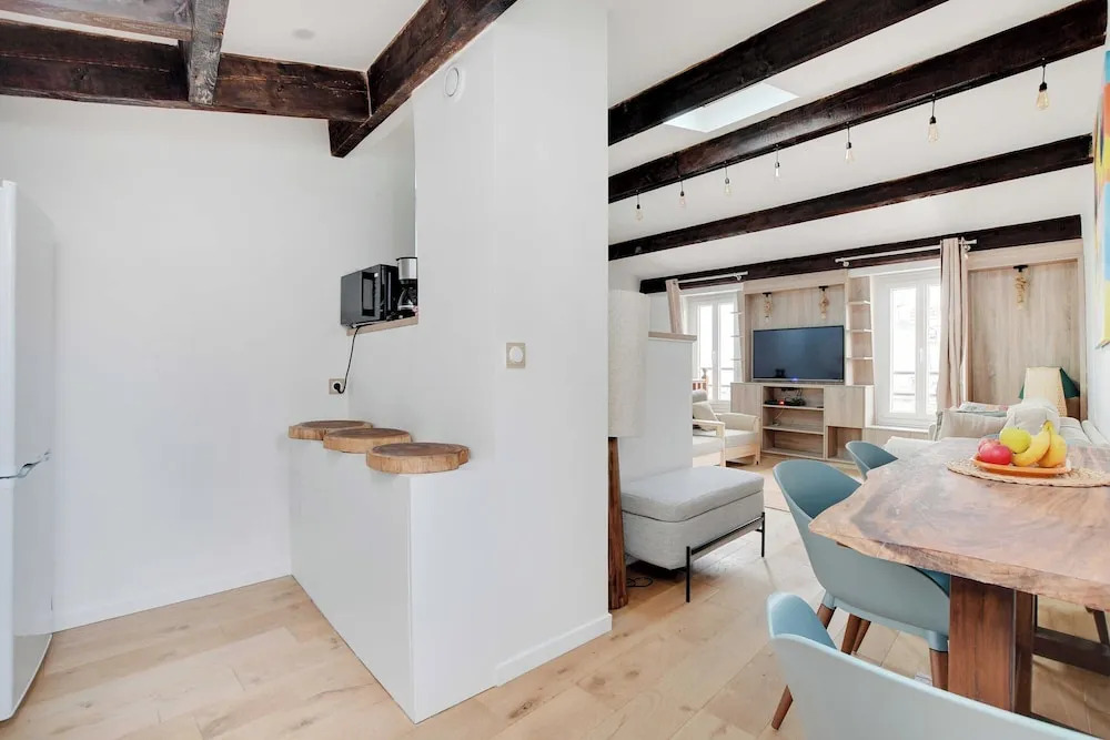 Stunning Duplex 1br/4p - Notre-dame Cathedral