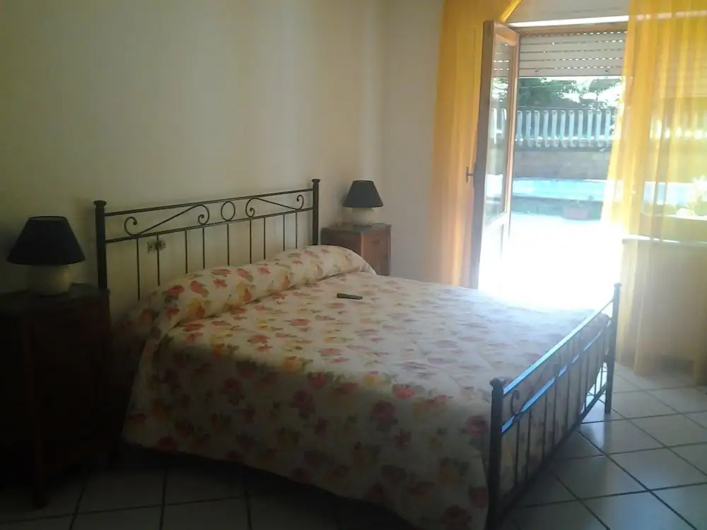 Villa Cardinal Apartments