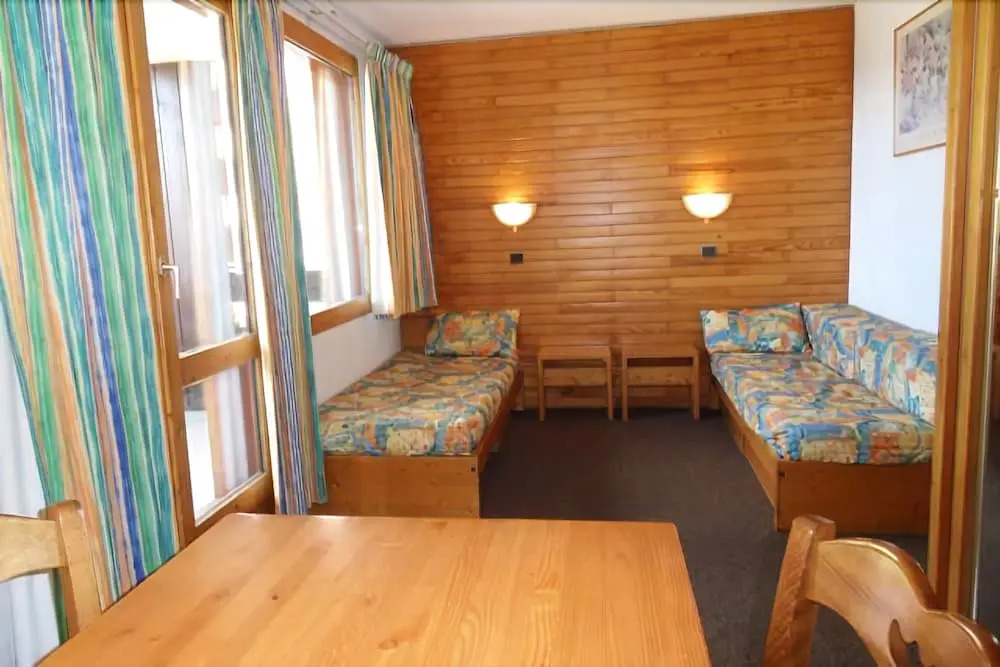 Belle Plagne Divisible Studio on the Slopes for 4 People of 28 mÂ² Ag122