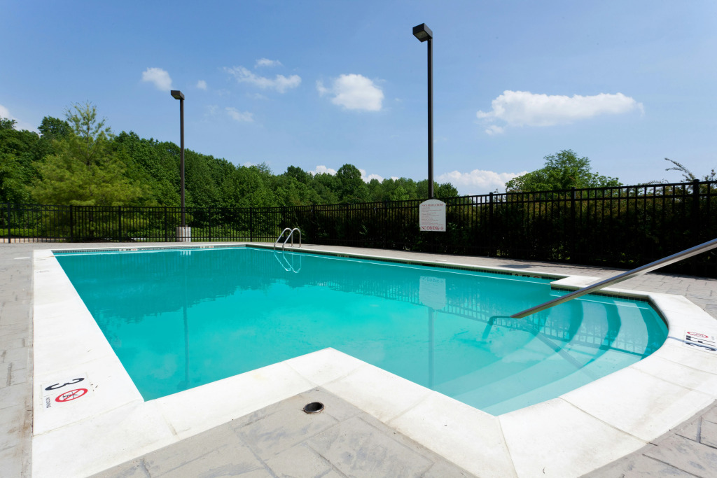 Holiday Inn Express Hotel & Suites-North East by IHG