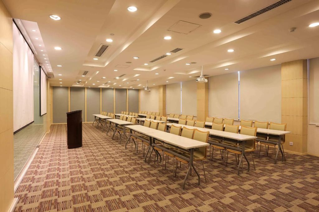 JI Hotel Qingdao Xianggang Zhong Road