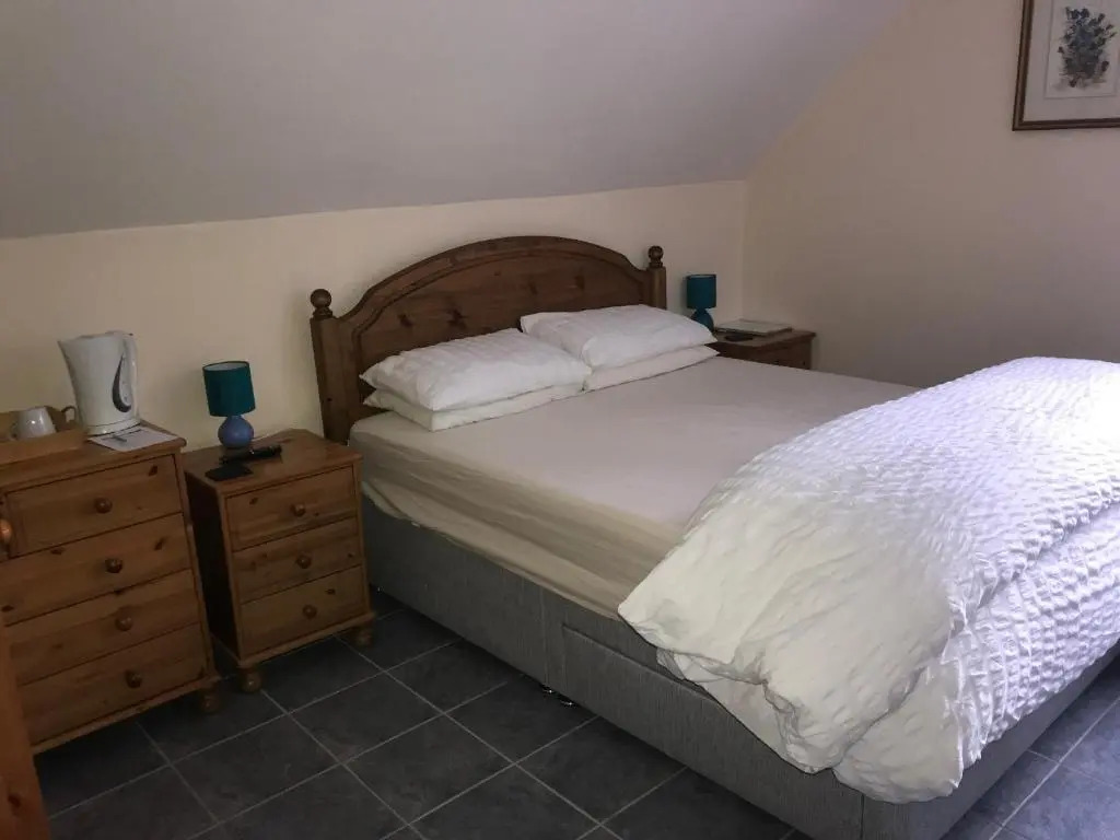 Riverside Cottage B&B