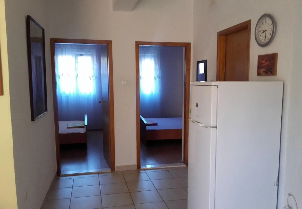 Slaven - 50 m from beach - A1(4+2)