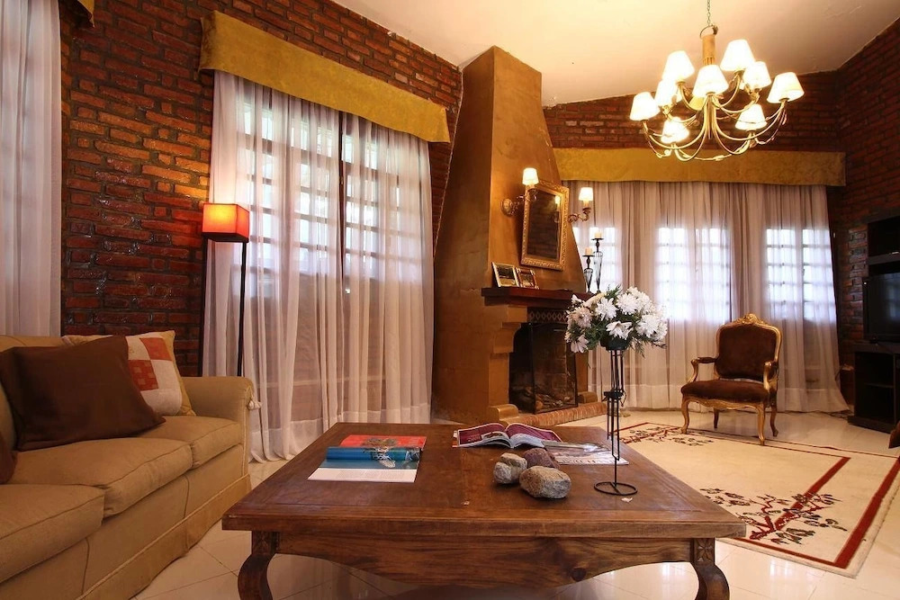 La Casona del Camino Real