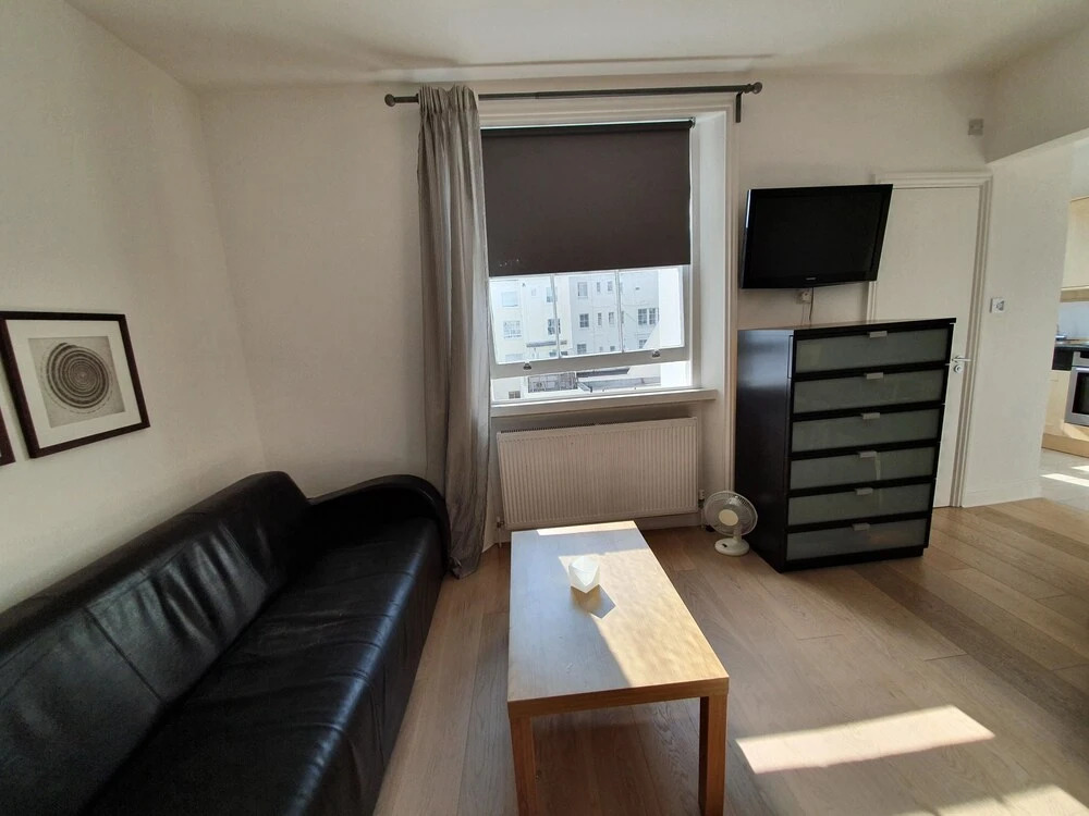 Studio Apartment in South Kensington 8