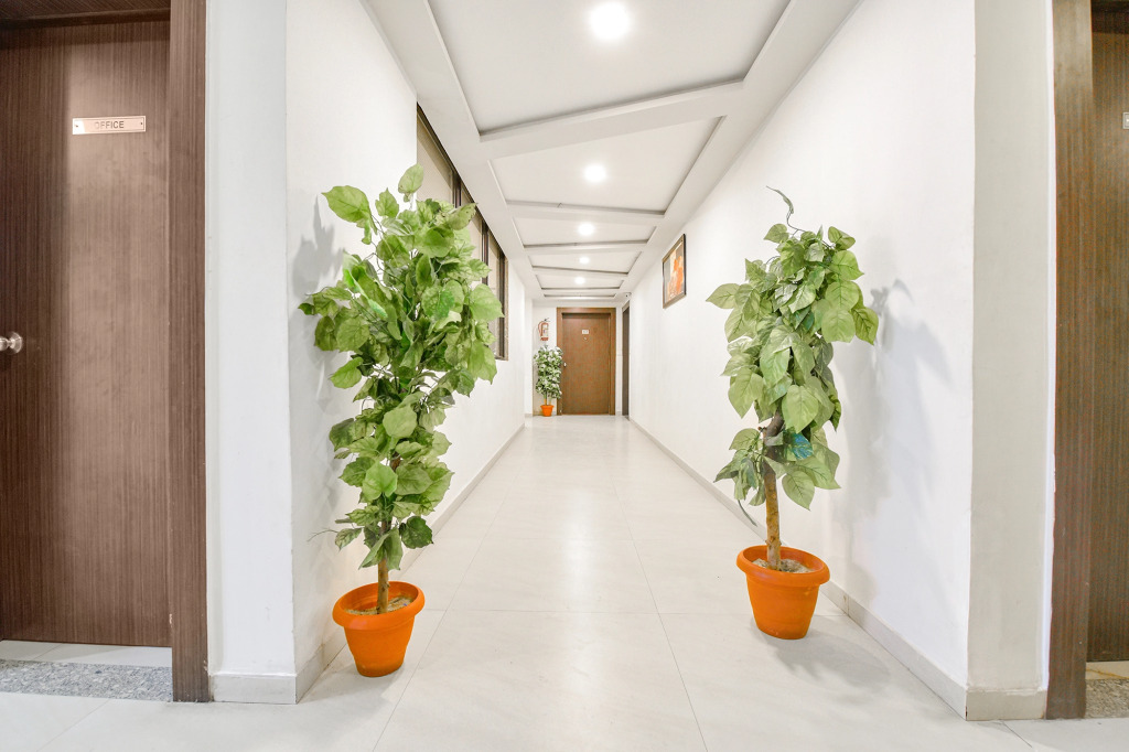 Fabhotel Skyland