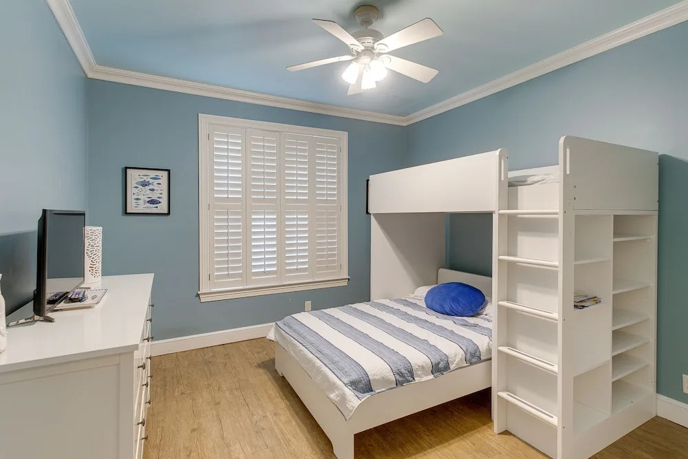 St Simons Island Vacation Rental: 5 Mi to Beach!