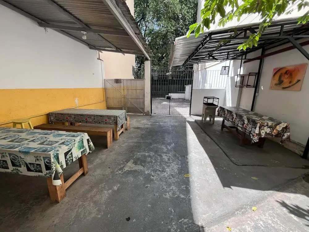 Colinna Hostel
