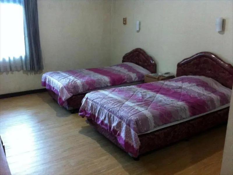 Hotel Bandung Indah by ZUZU