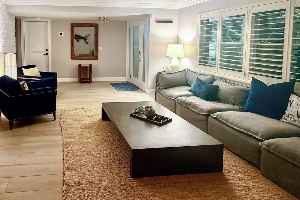 Walkable Waterfront Paradise: Home in Clearwater!
