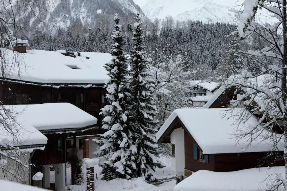 Hostel - Ron`s Guesthouse