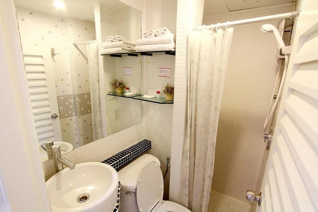 The Ratchathani Hotel