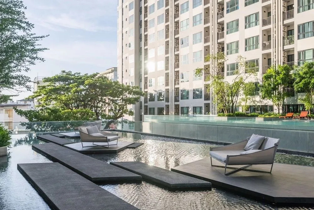Central Pattaya Residence-The Base Condo