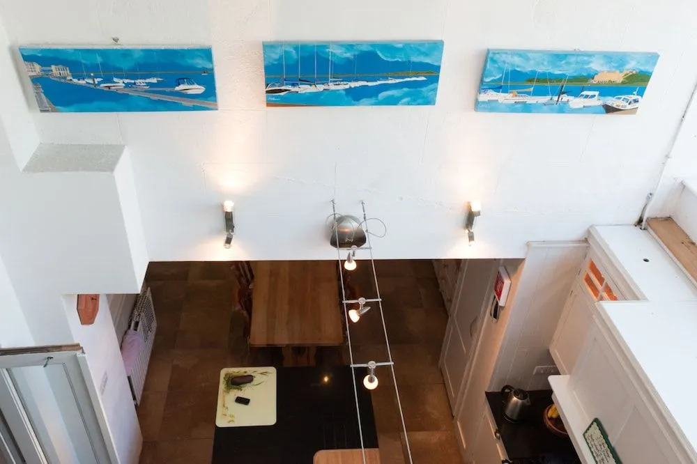 23 Hillsborough Road B&B