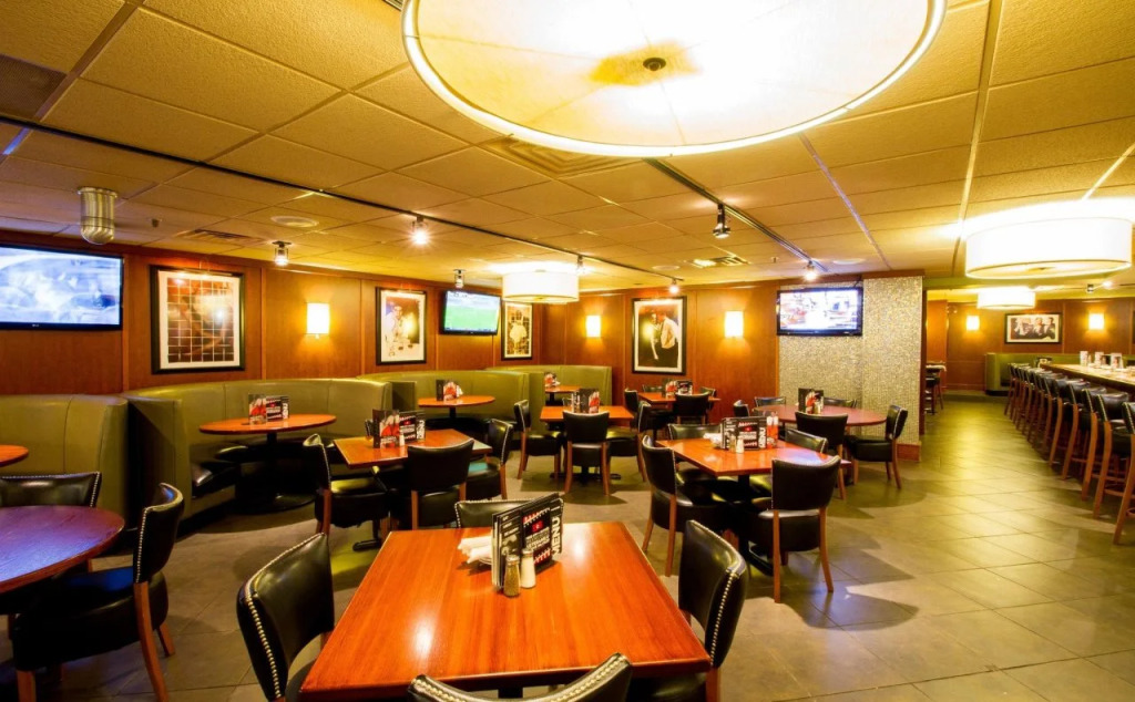 Holiday Inn Chicago North Shore by IHG