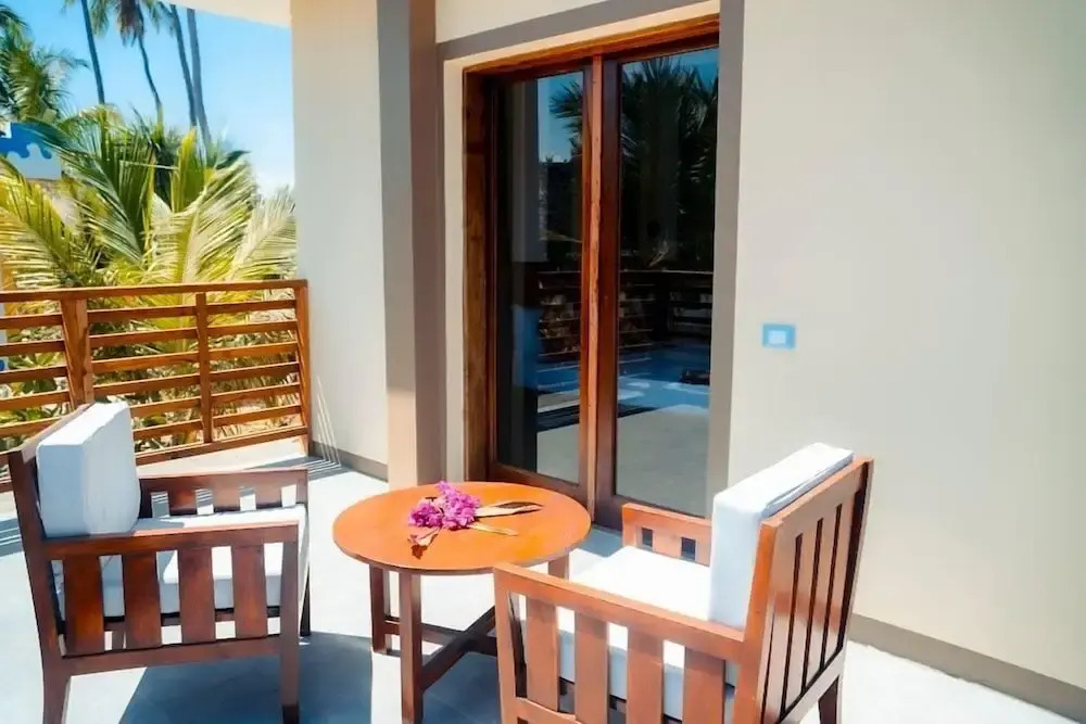 Blackstone Beach Resort