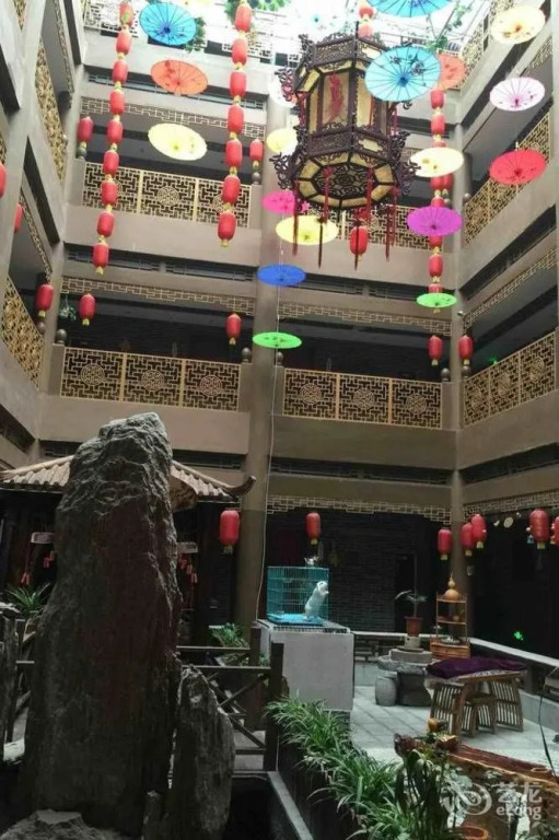 Haikou Longquan Hotel