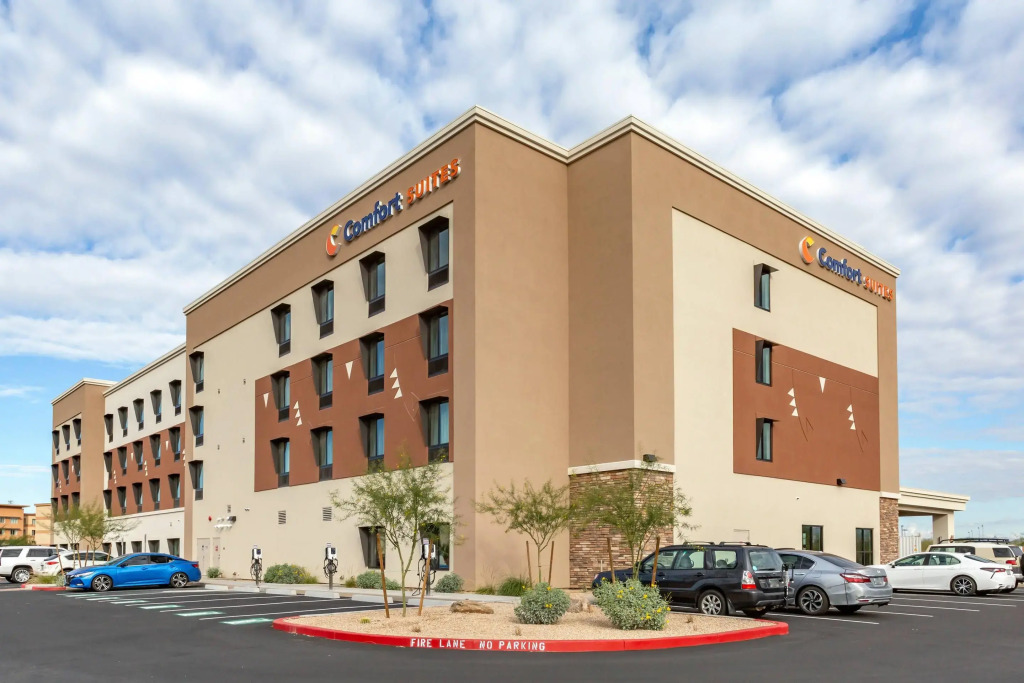 Comfort Suites Scottsdale Talking Stick Entertainment District