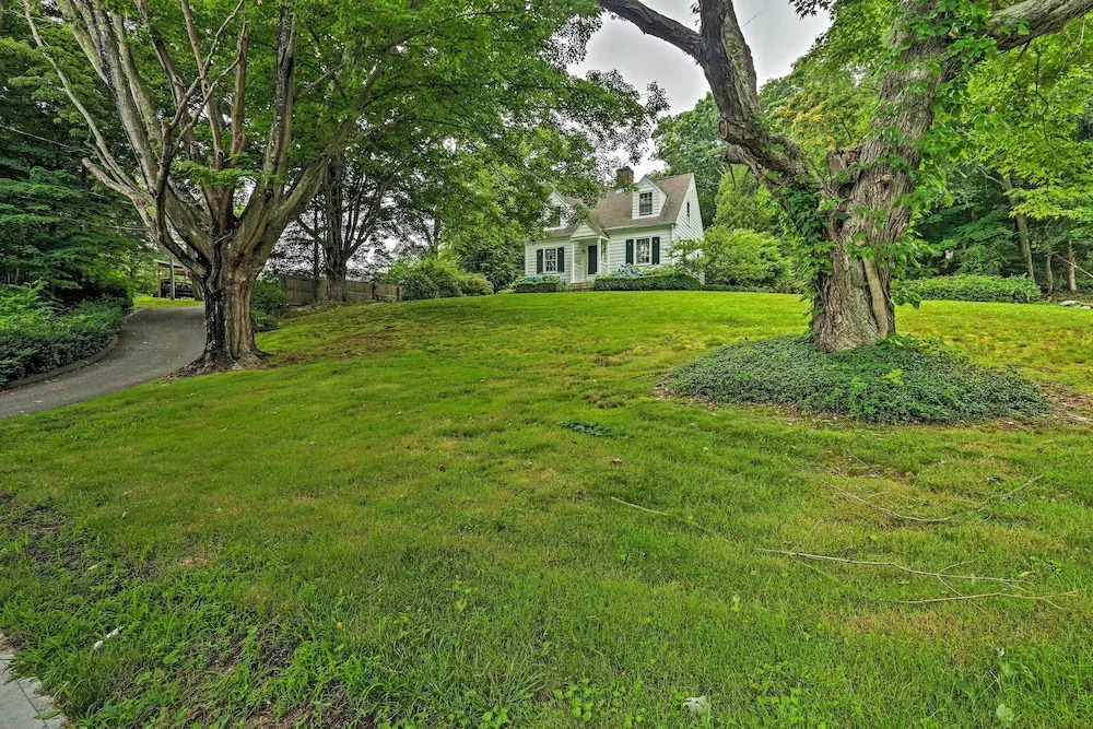 Historic Essex Home w/ Large Yard Near Downtown
